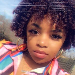 Meet your Posher, Tenaja